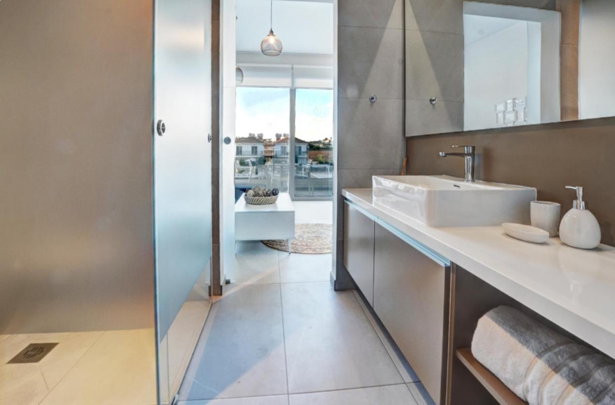 SunnyVillas: NEW Studio SPA&GYM in Kapparis Protaras Bagian luar foto