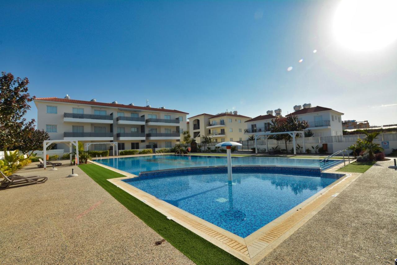 SunnyVillas: NEW Studio SPA&GYM in Kapparis Protaras Bagian luar foto